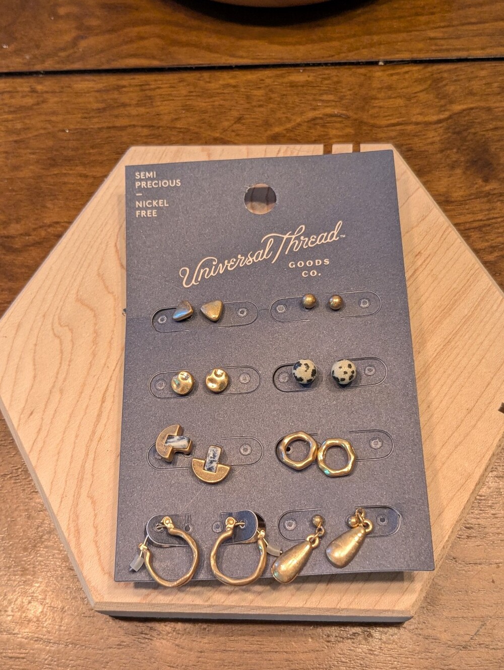 Universal Thread Multi Packs Gold Tone Earring - Picture 3 of 8